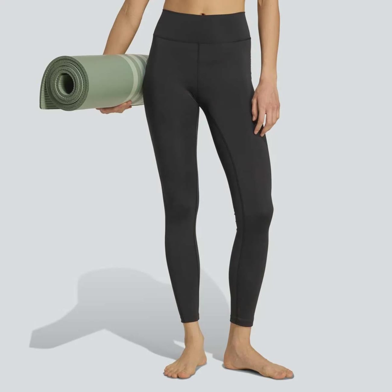 Calça Legging Adidas All Me ESS Feminina