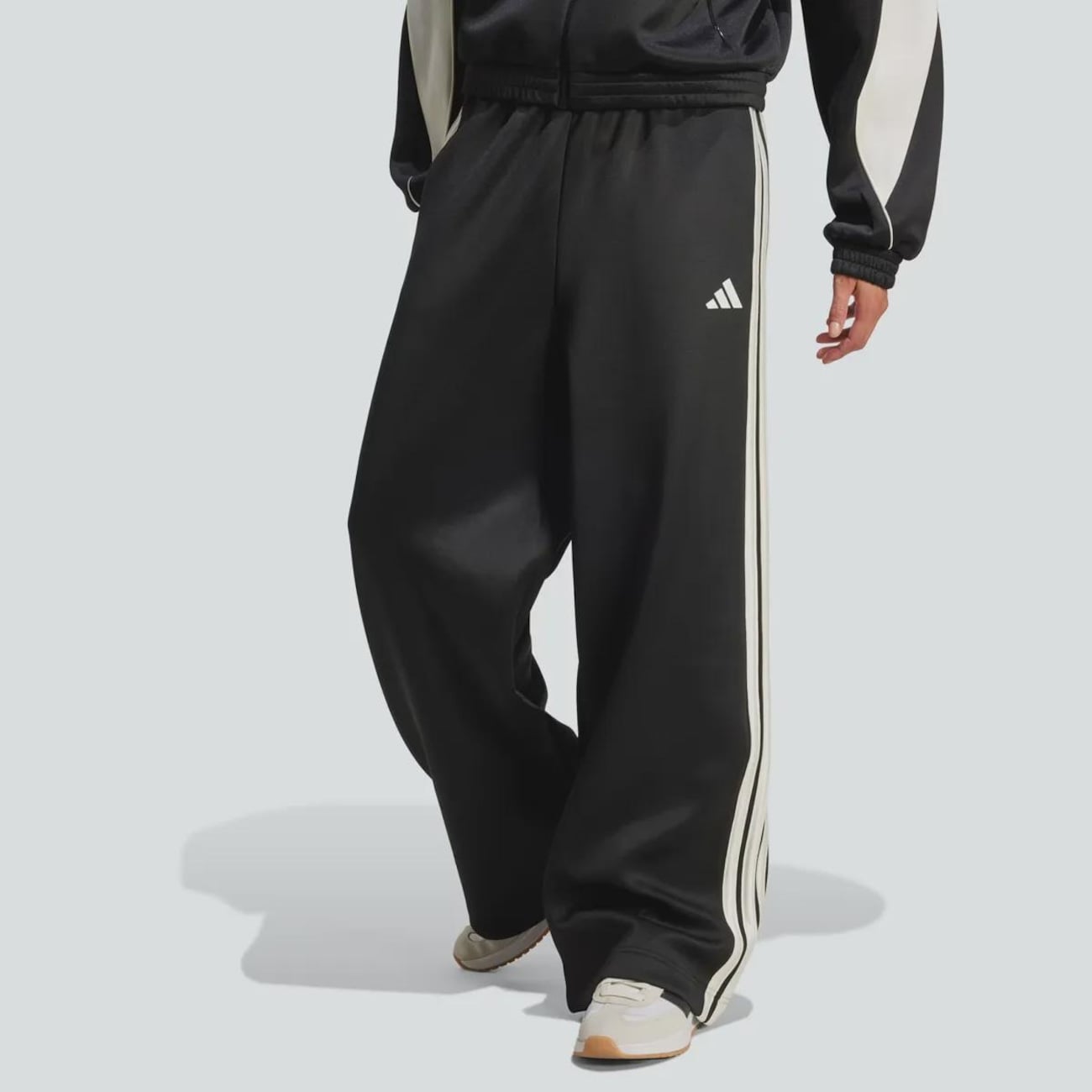 Calça Adidas Stadium Feminina — imagem 1