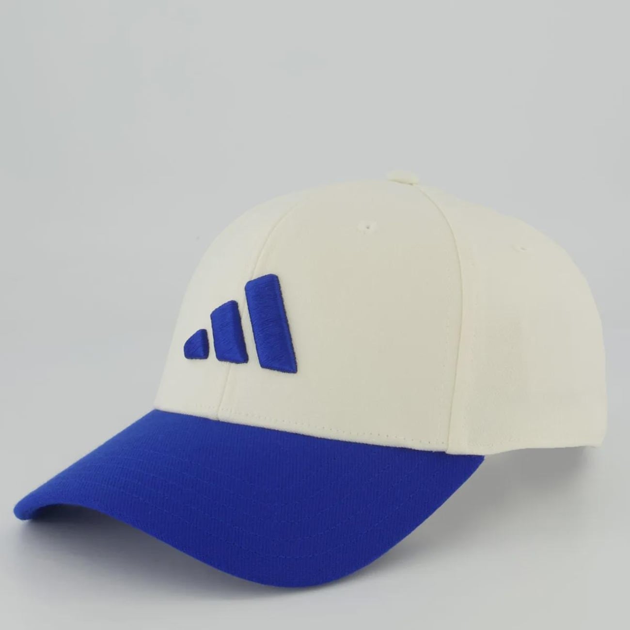 Boné Unissex Adidas Flexfit Baseball Aba Curva — imagem 1
