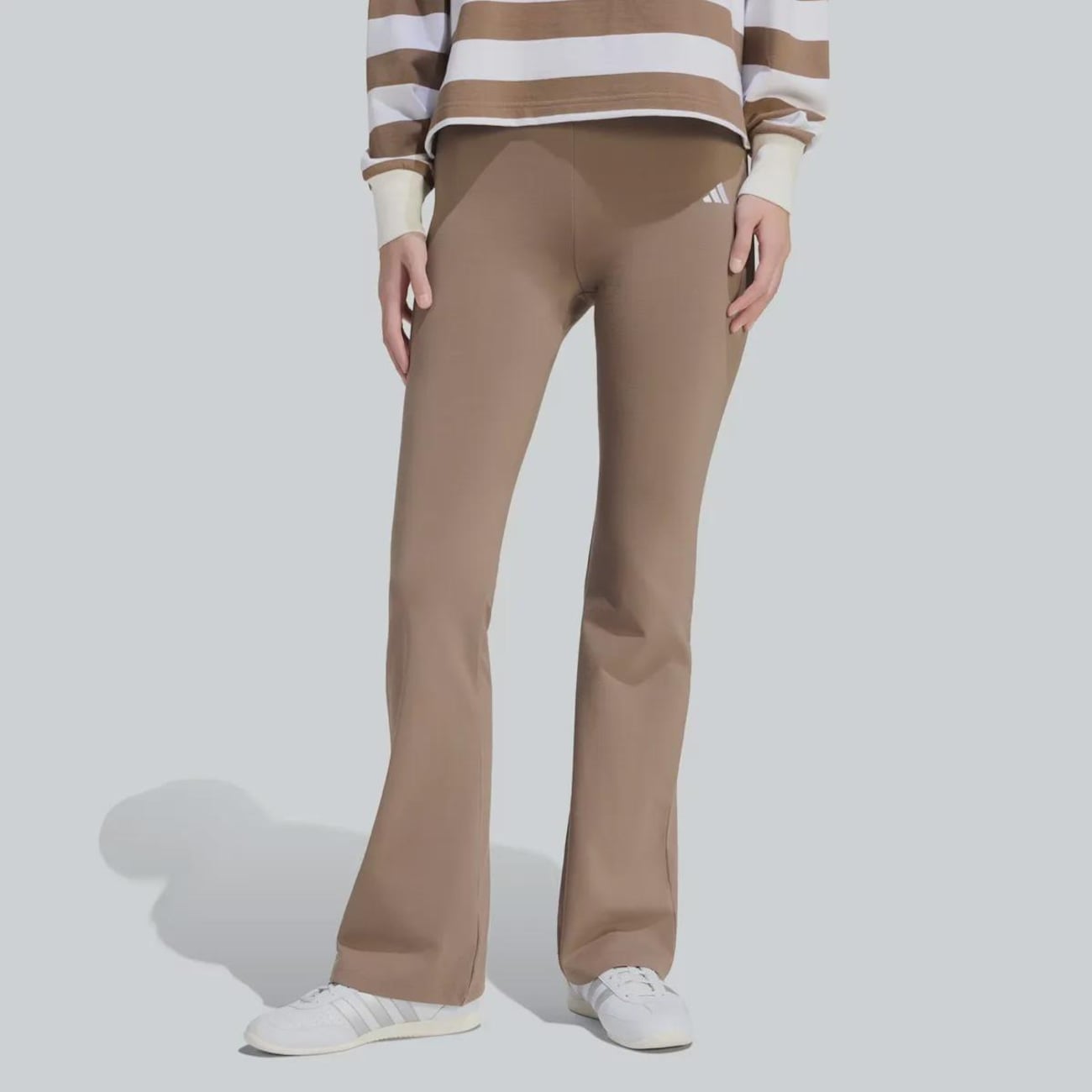 Calça Legging Adidas Essentials Flar Feminina