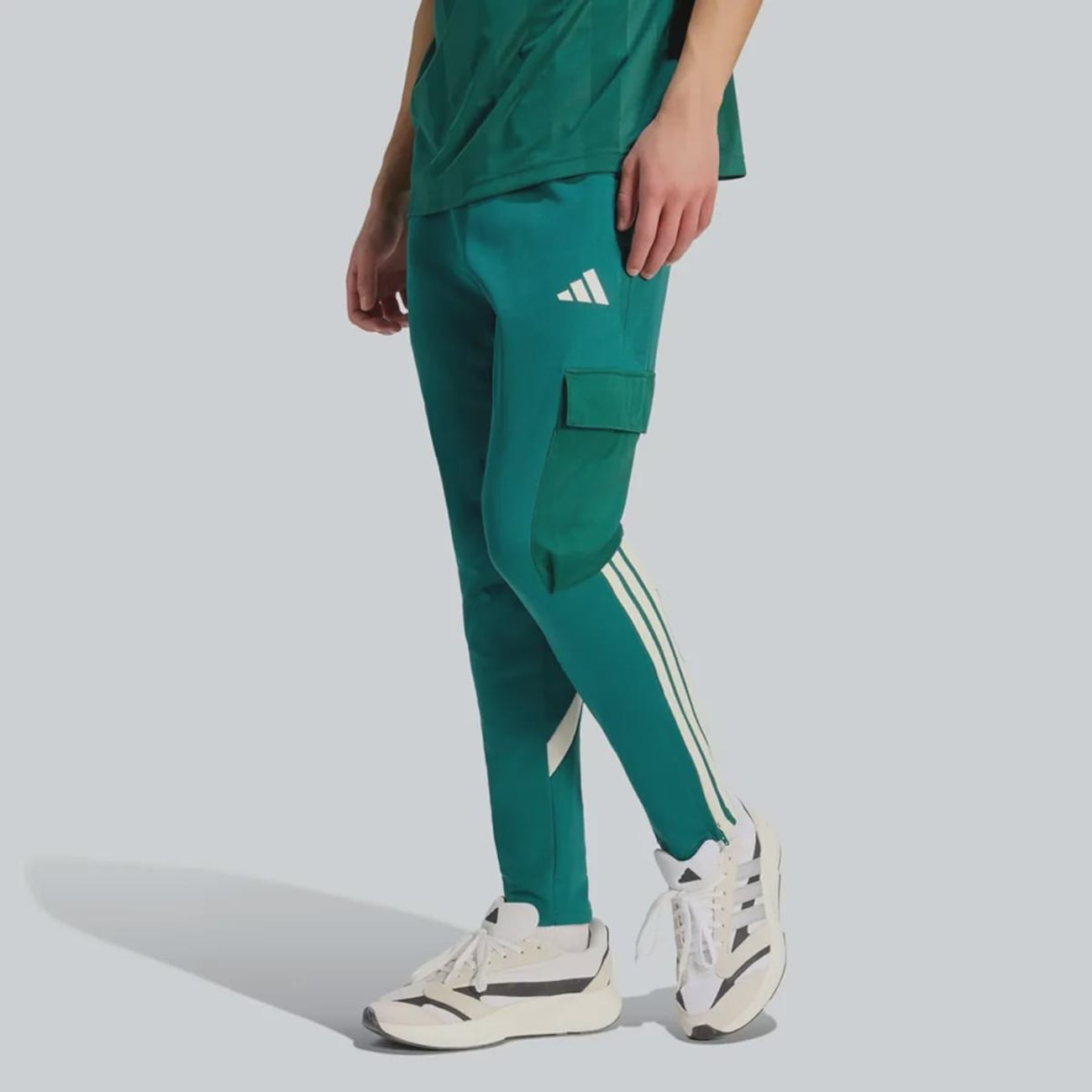 Calça Adidas Tiro Cargo PT Masculina — imagem 1