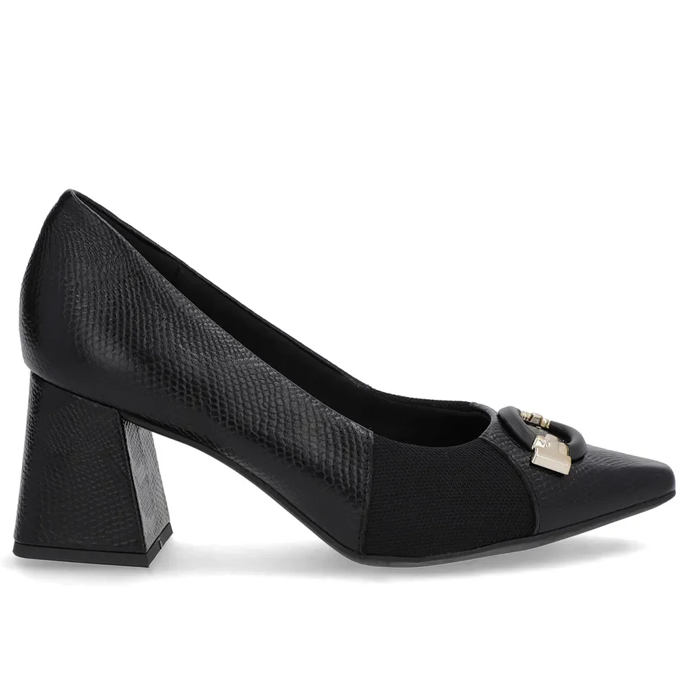 Scarpin Preto Couro Detalhe Textura — imagem 1