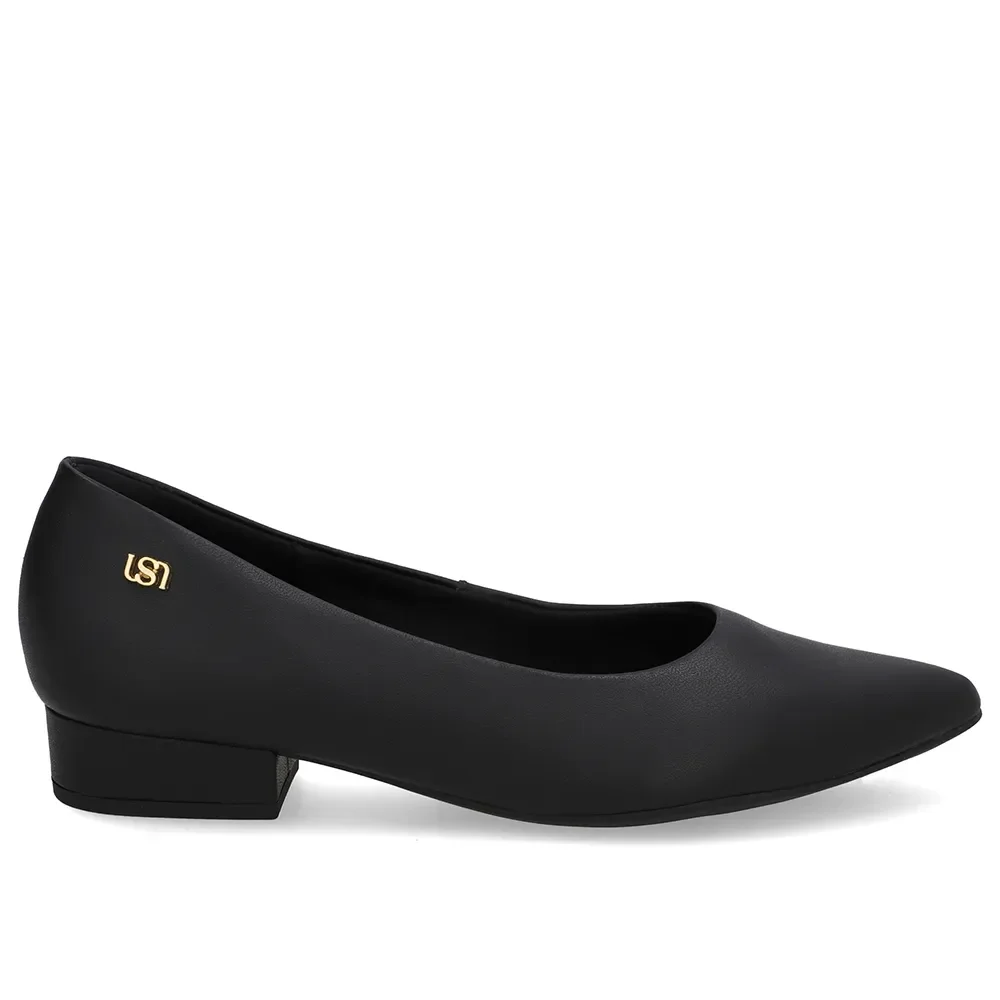 Scarpin Couro Preto Básico — imagem 1