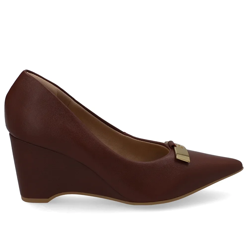 Scarpin Couro Vermelho Enfeite Chapa — imagem 1