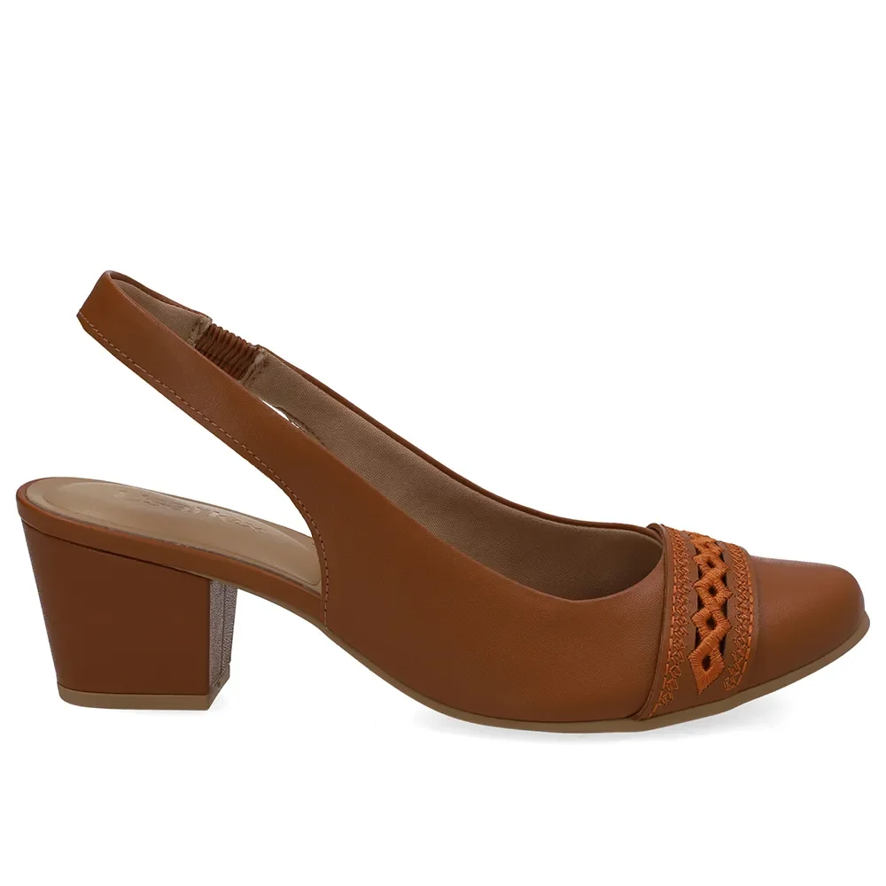 Slingback Em Couro Marrom Com Salto Bloco E Detalhe Bordado — imagem 1
