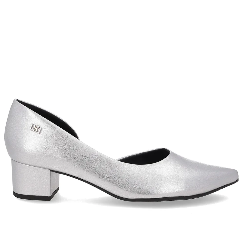Scarpin Couro Prata Recorte Lateral — imagem 1