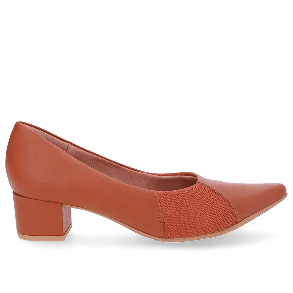 Scarpin Couro Marrom Bico Fino Lateral Tecido — imagem 1
