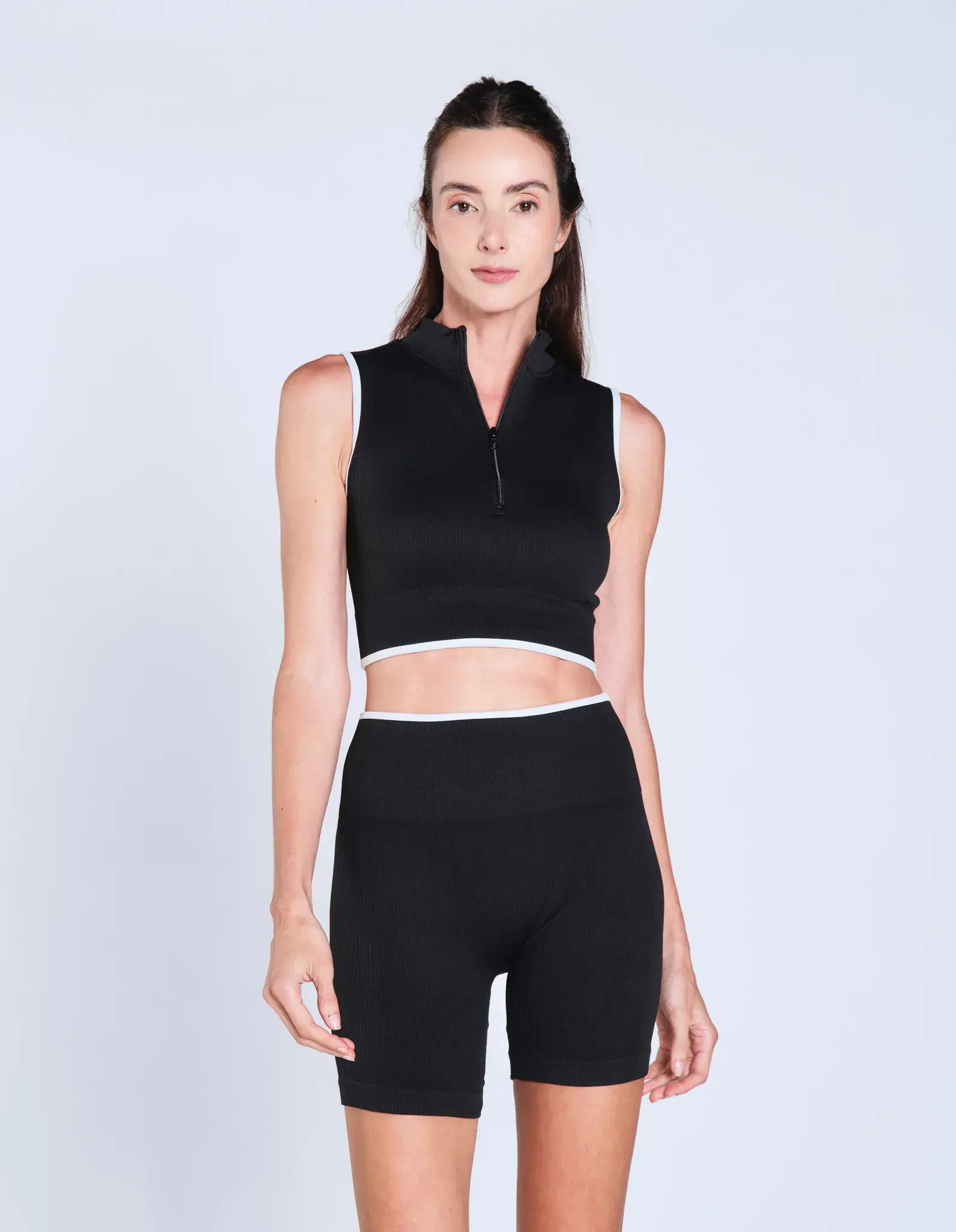 Top Gola Alta Detalhe Contraste Seamless - Preto