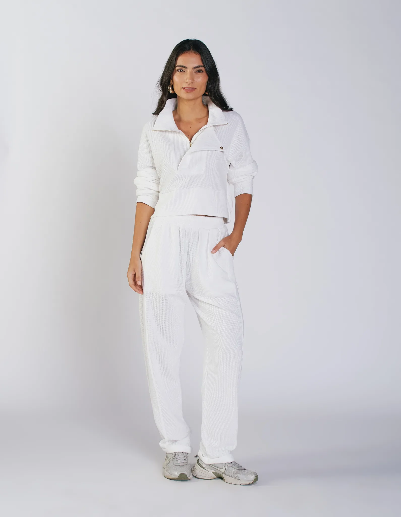 Calça Pantalona Malha Texturada Recortes - Branco — imagem 1