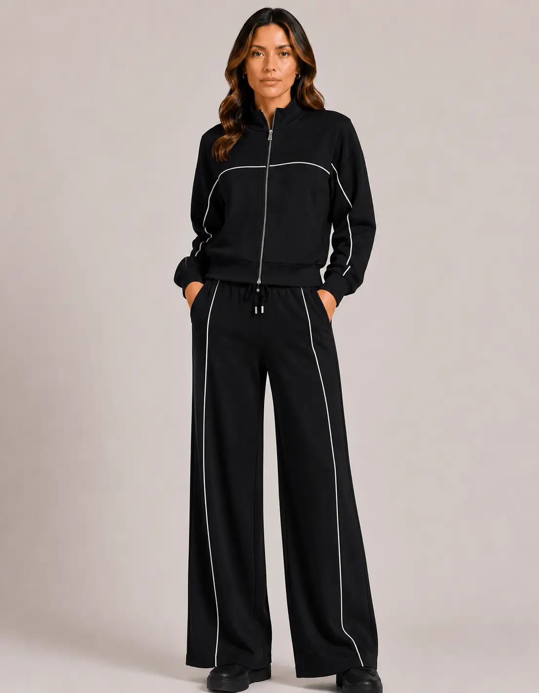 Casaco Comfy Detalhe Friso - Preto