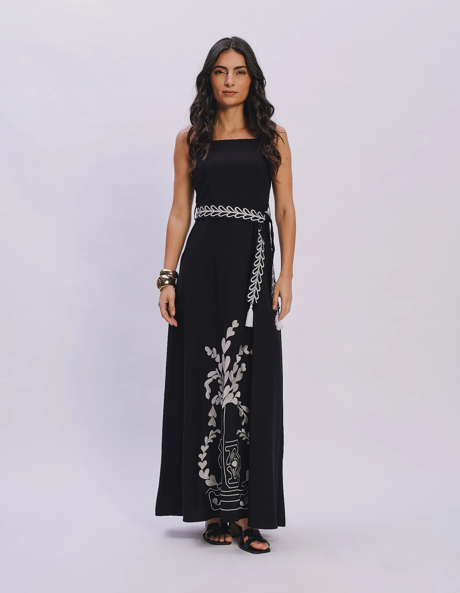 Vestido Longo Bordado Coqueiro - Preto — imagem 1
