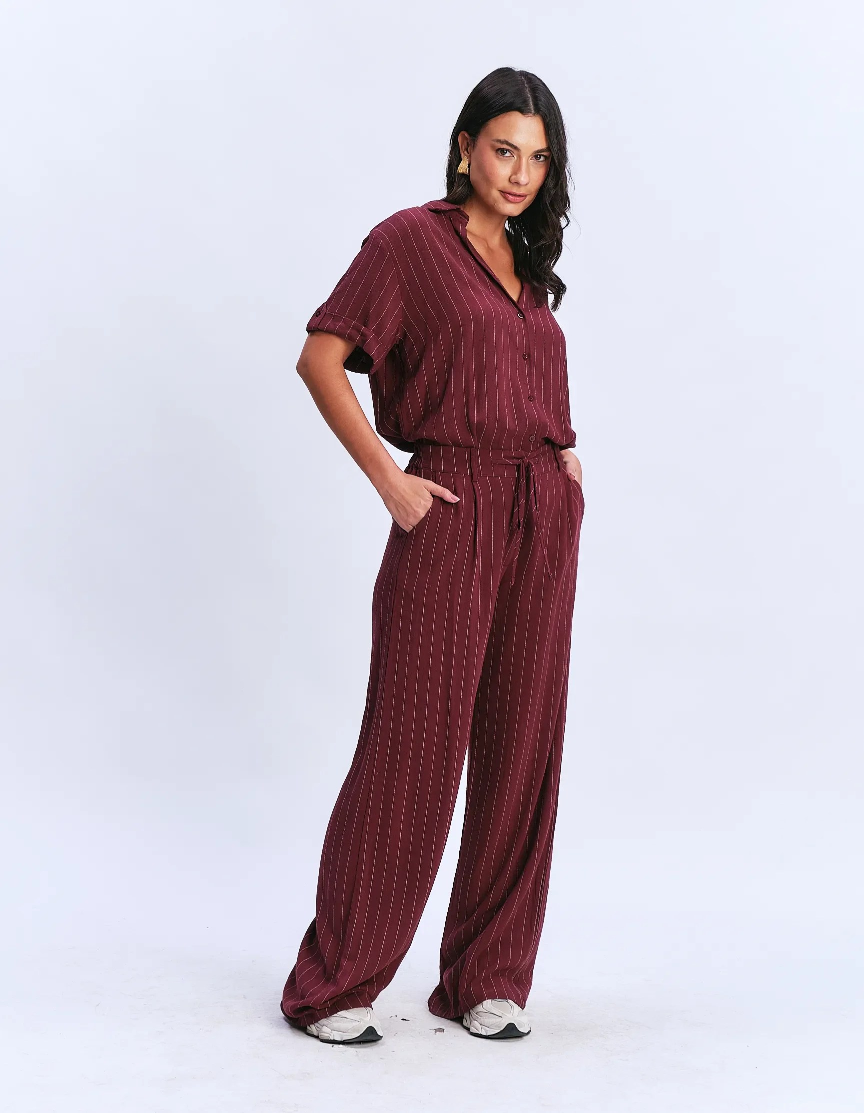 Calça Pantalona Risca de Giz - Vinho — imagem 1