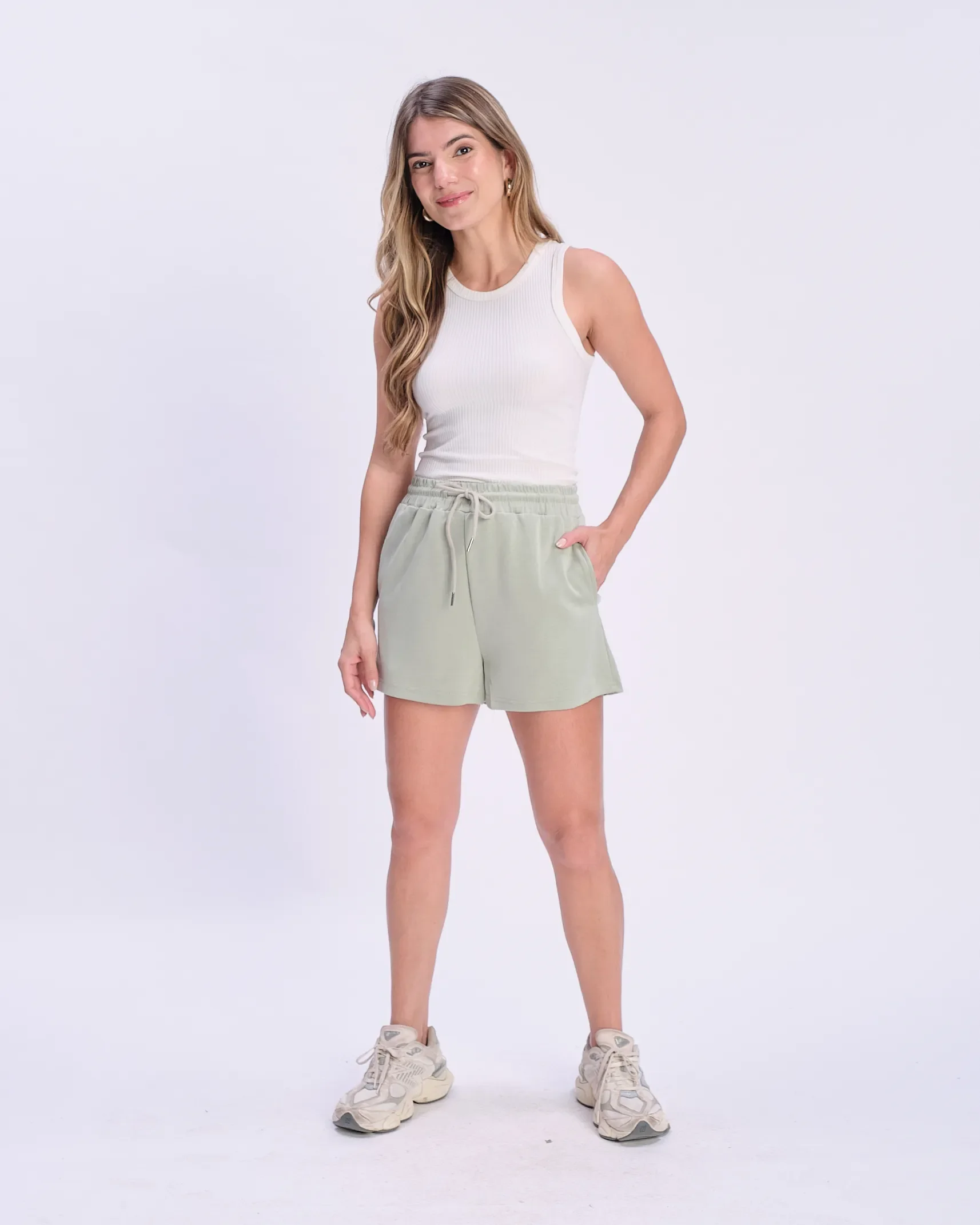 Short Cós Amarração Com Bolsos - Verde Claro — imagem 1