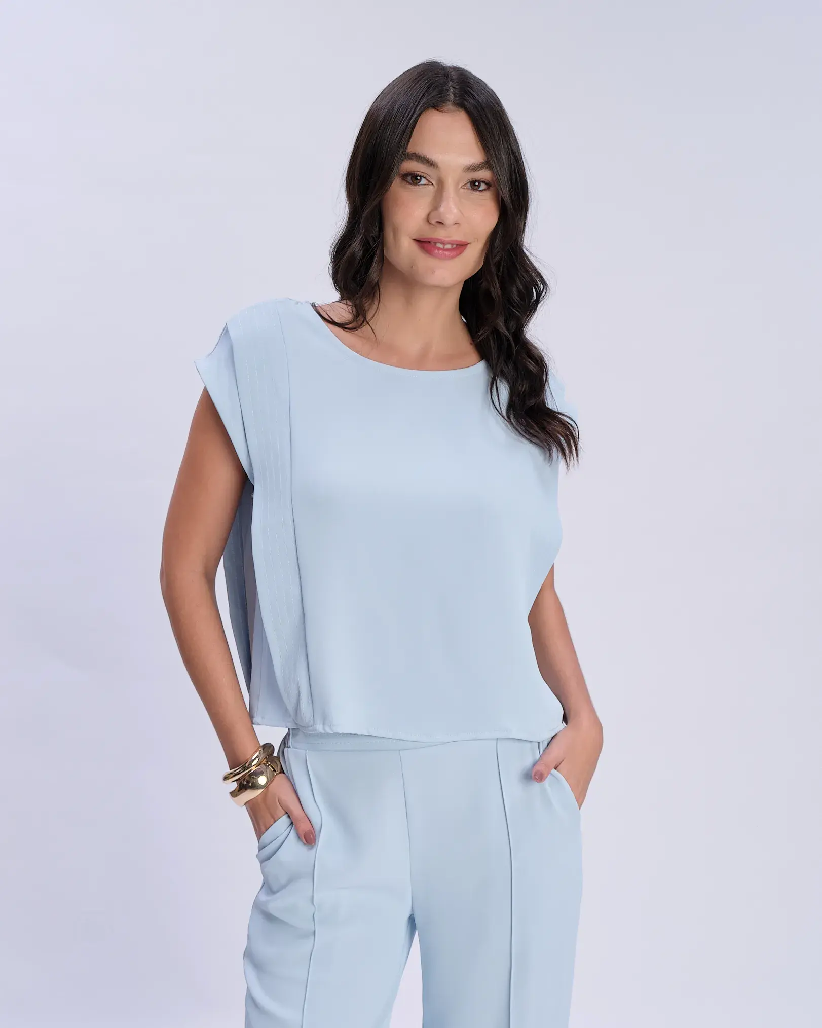 Blusa Alfaiataria Detalhe Pesponto - Azul