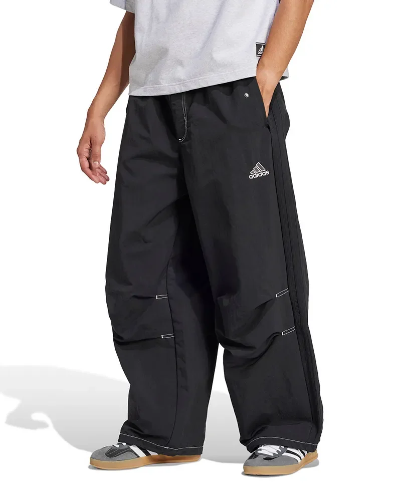 Calça adidas de Paraquedas Masculina — imagem 1
