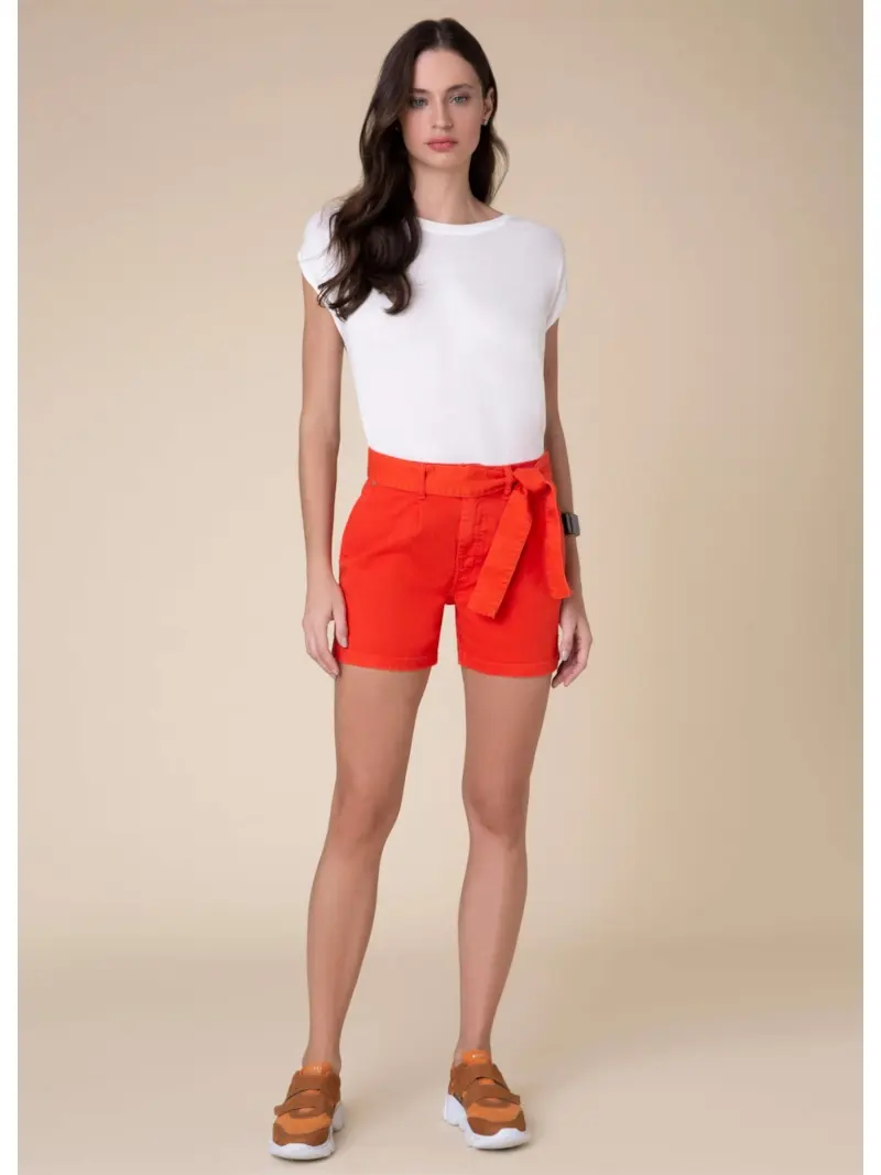 Bermuda Chloe Color Stretch Vermelho Vivo