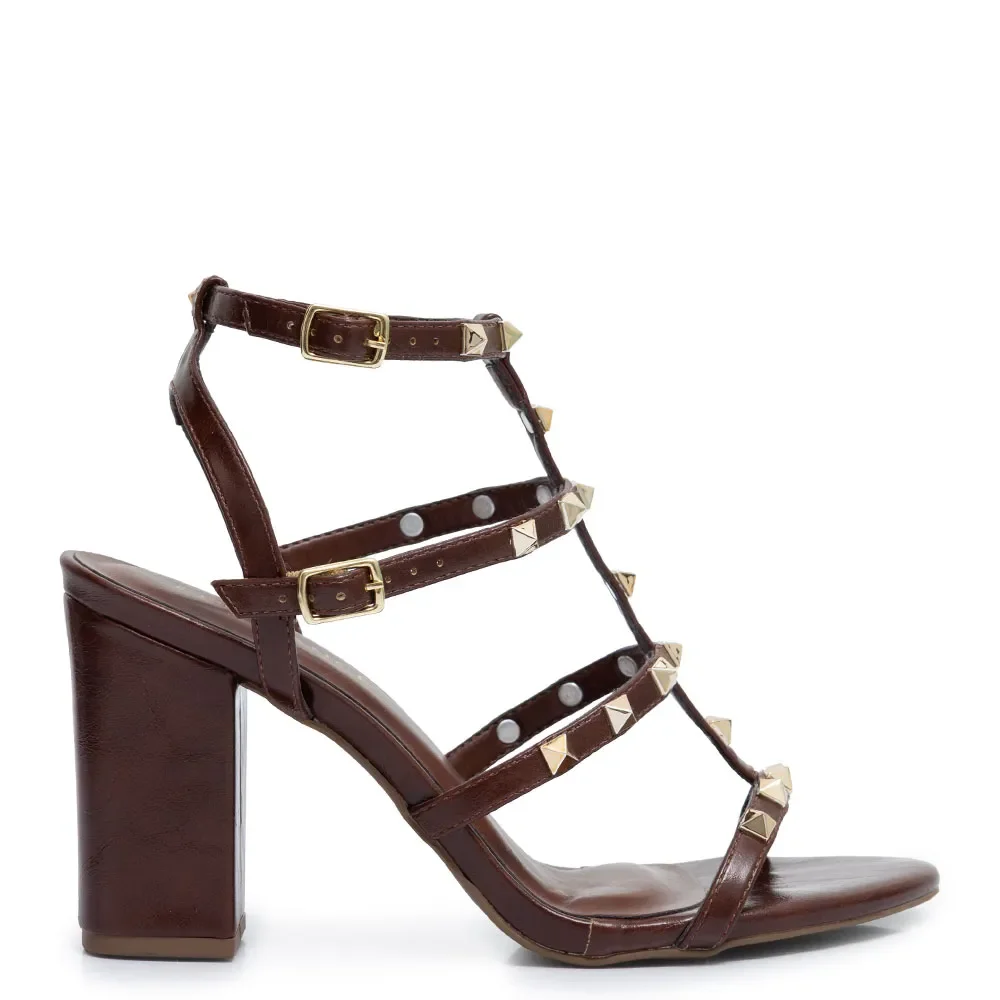 Sandália Marrom Tiras Spikes — imagem 1