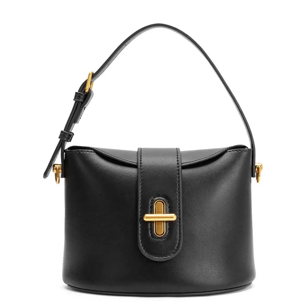 Bolsa Tiracolo Lapela Preta — imagem 1