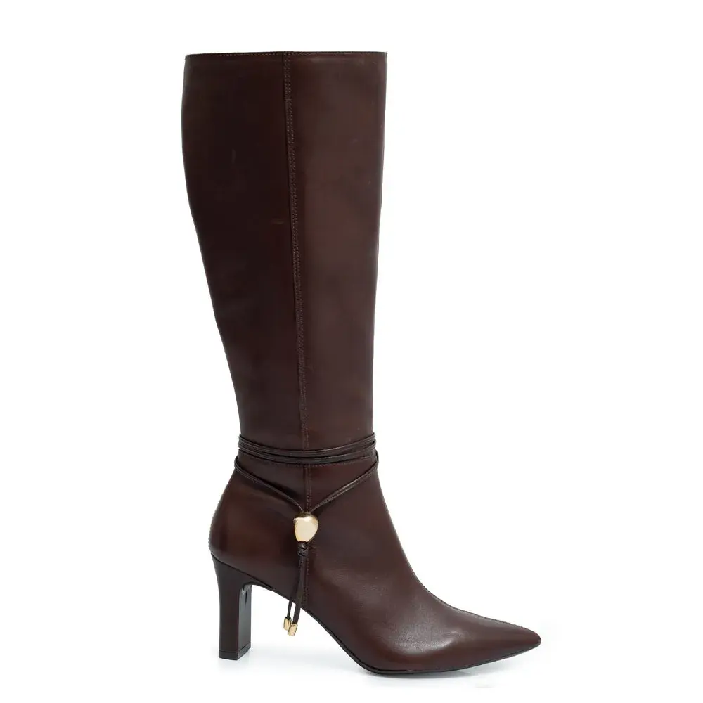 Bota Marrom Couro Enfeite
