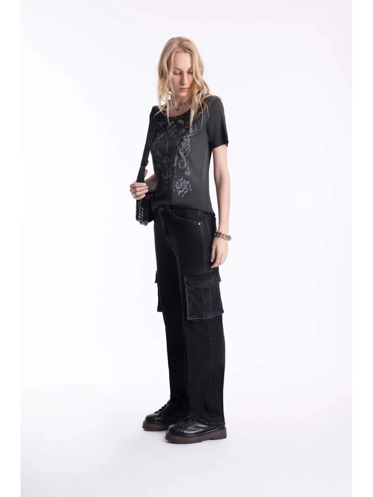 Calça Heavy Black Cargo 2001-Lav.Black C/ Luva — imagem 1