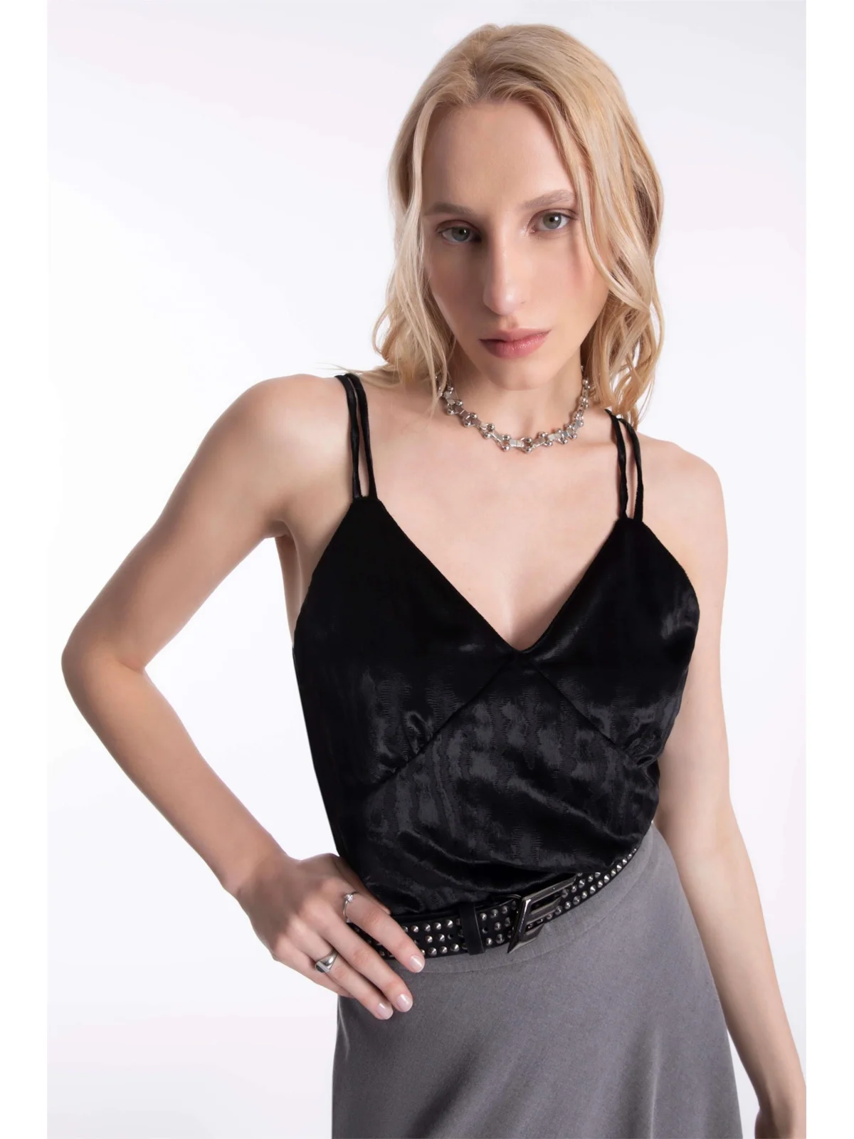 Blusa Velvet Embrossed Adjustment Preto — imagem 1