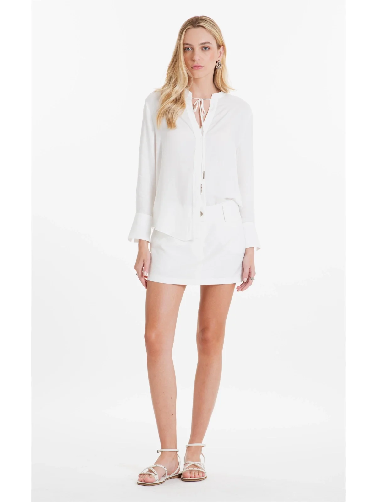 Saia Dominique Curta Bolso Off White — imagem 1