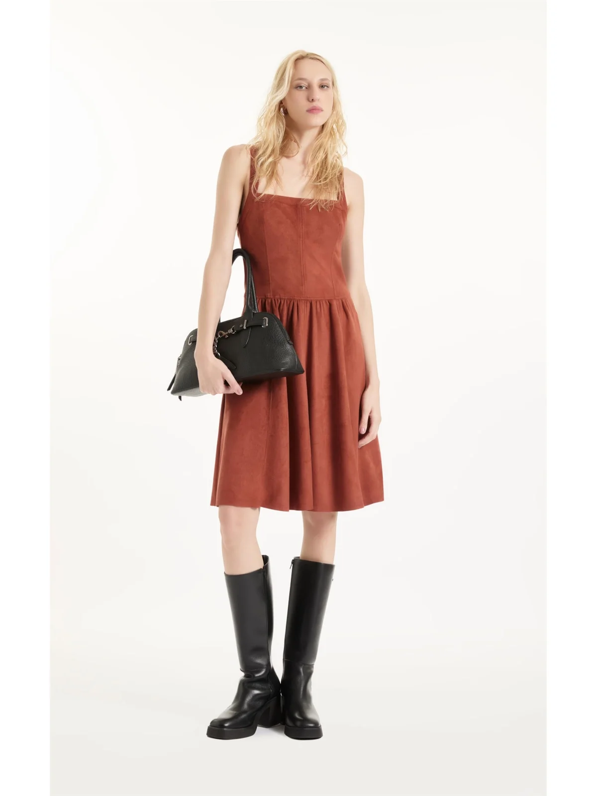 Vestido Nobu Recortes Terra — imagem 1
