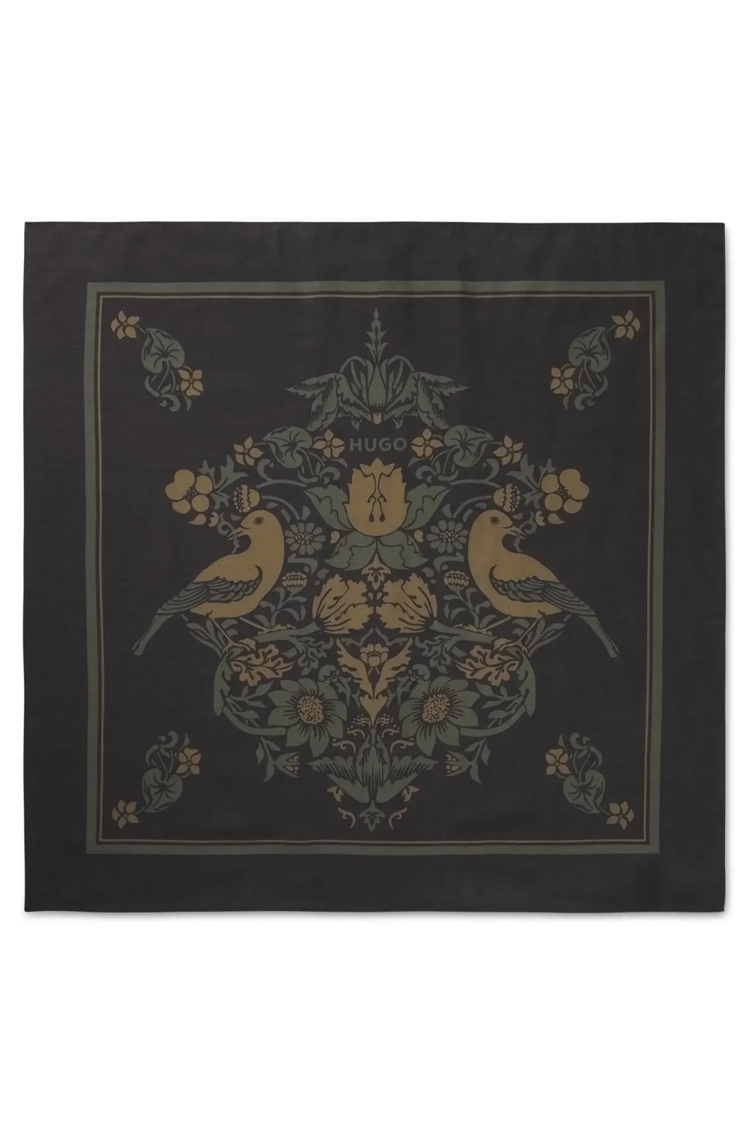 Bandana Estampada Com Detalhe De Logo