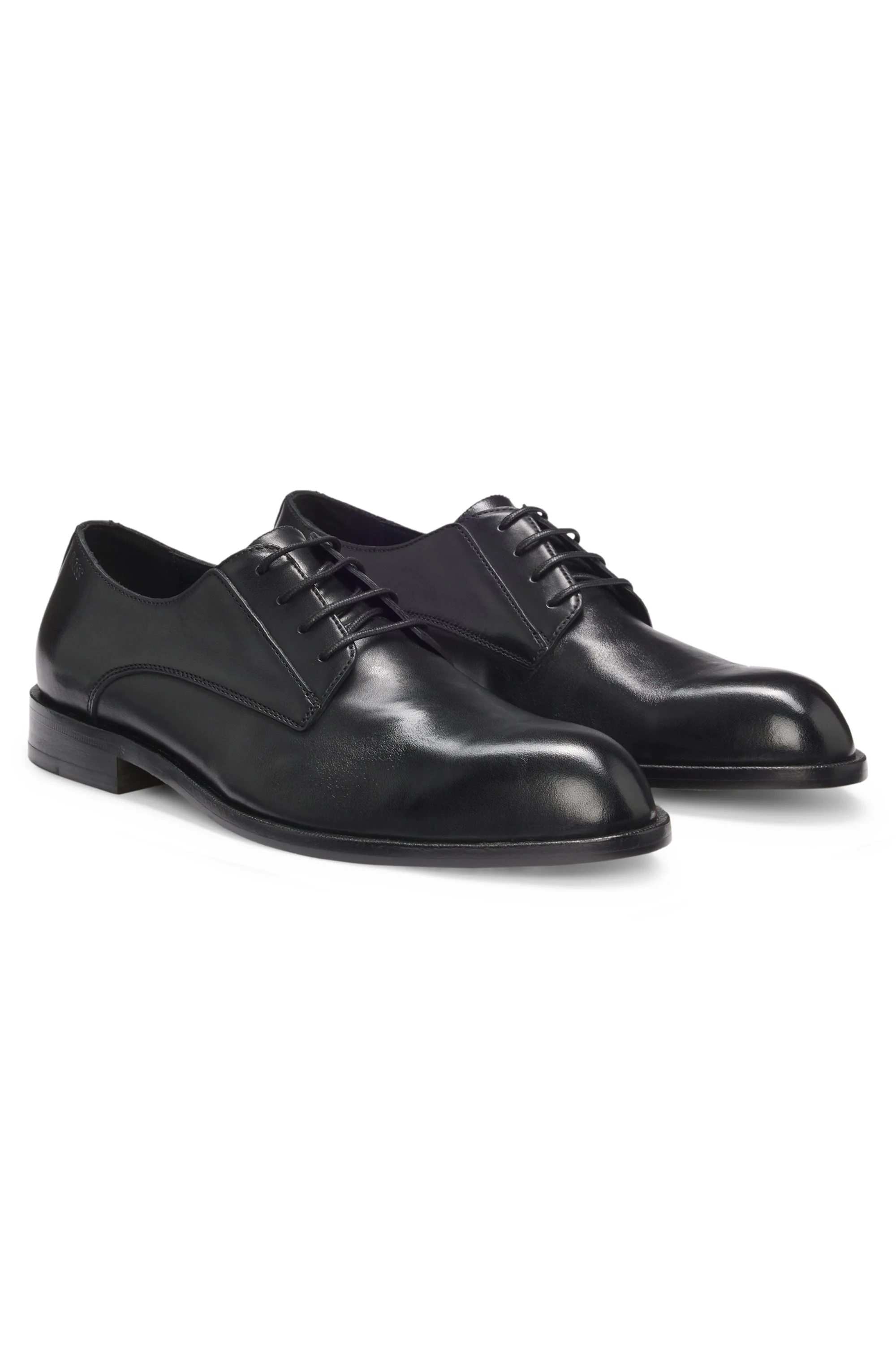 Sapatos Derby Em Couro Com Logo Em Relevo — imagem 1