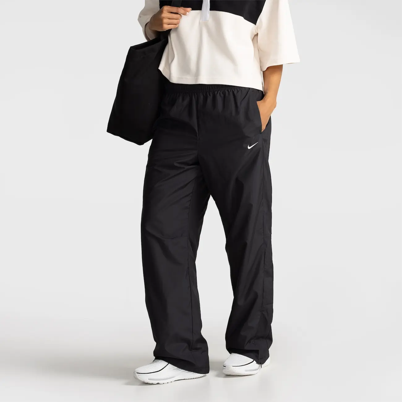 Calça Nike Sportswear Classic Feminina