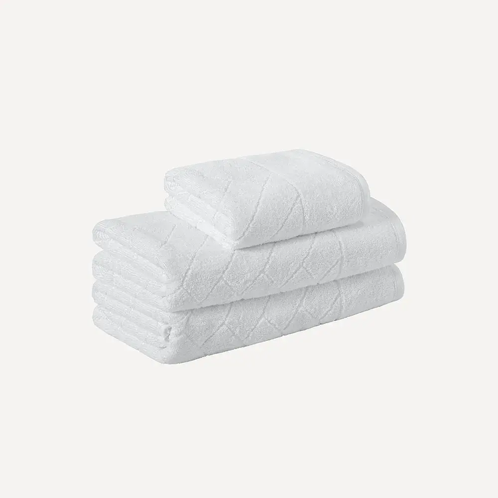 Kit 2 Toalhas de Banho e Rosto Essen Branco