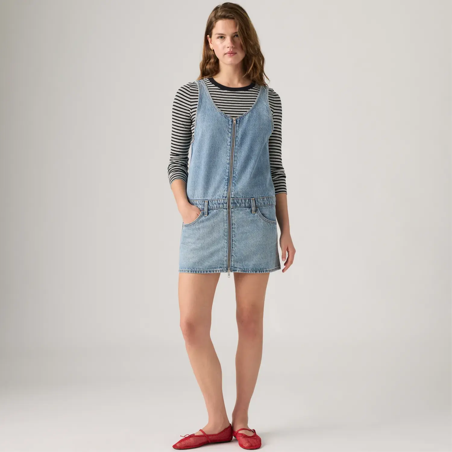 Vestido Jeans Levi's® Mini Zip Lavagem Clara