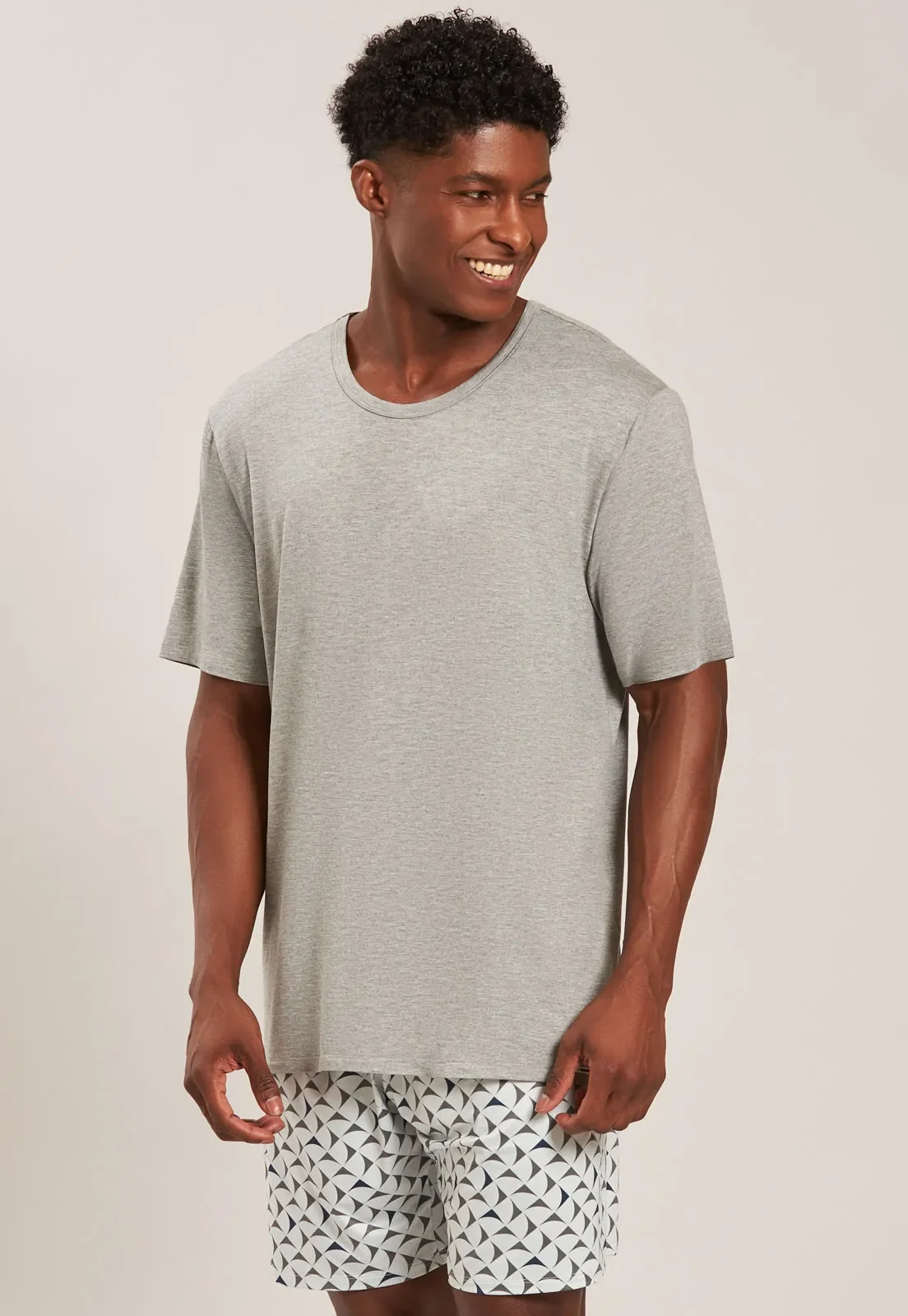 Pijama Plus Size Viscose e New Skin Baunilha — imagem 1
