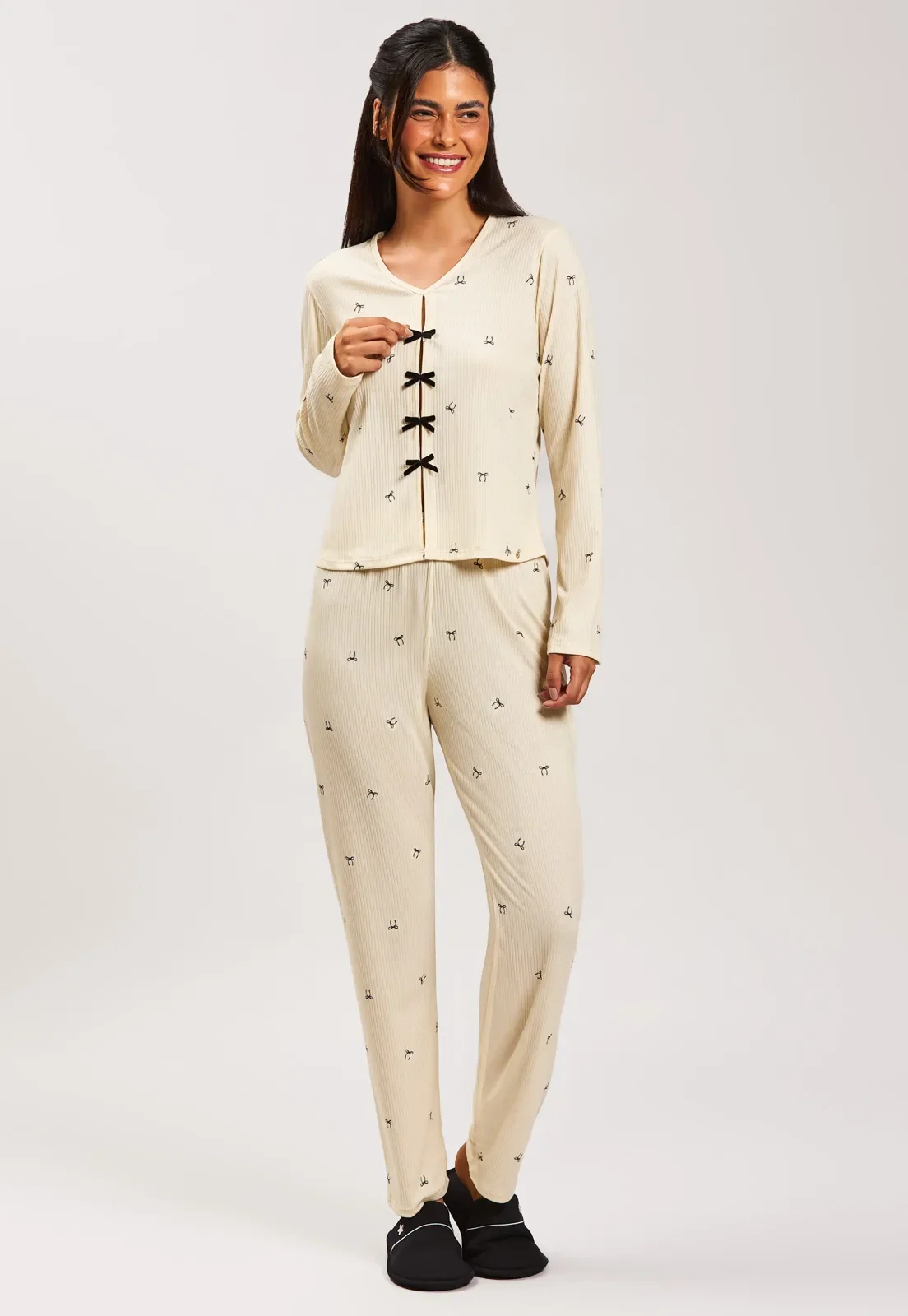 Pijama Longo Com Calça Malha Canelada Baunilha — imagem 1