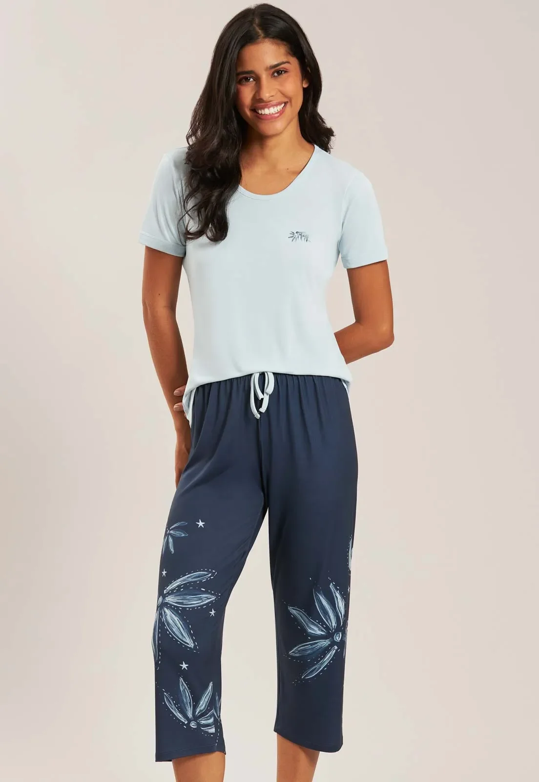 Pijama Com Capri Microfibra e New Skin Baunilha — imagem 1