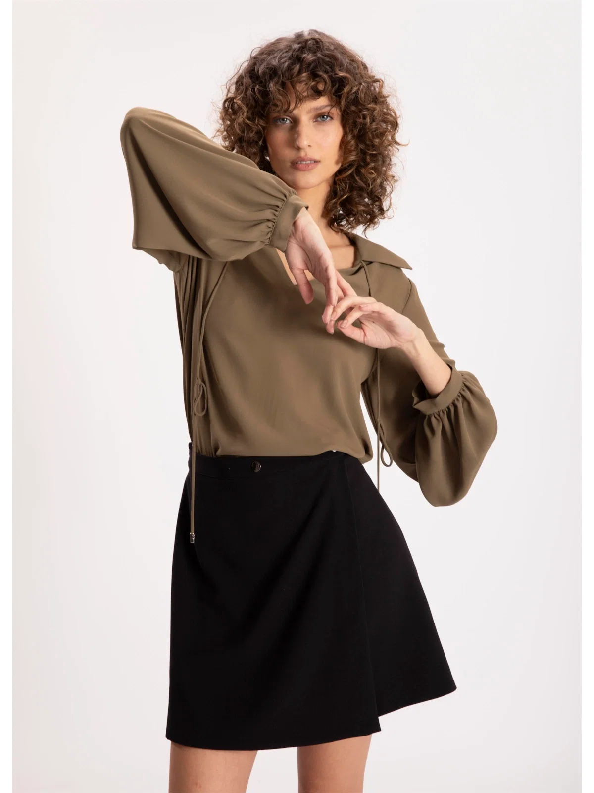 Blusa Air Light Verde Militar — imagem 1