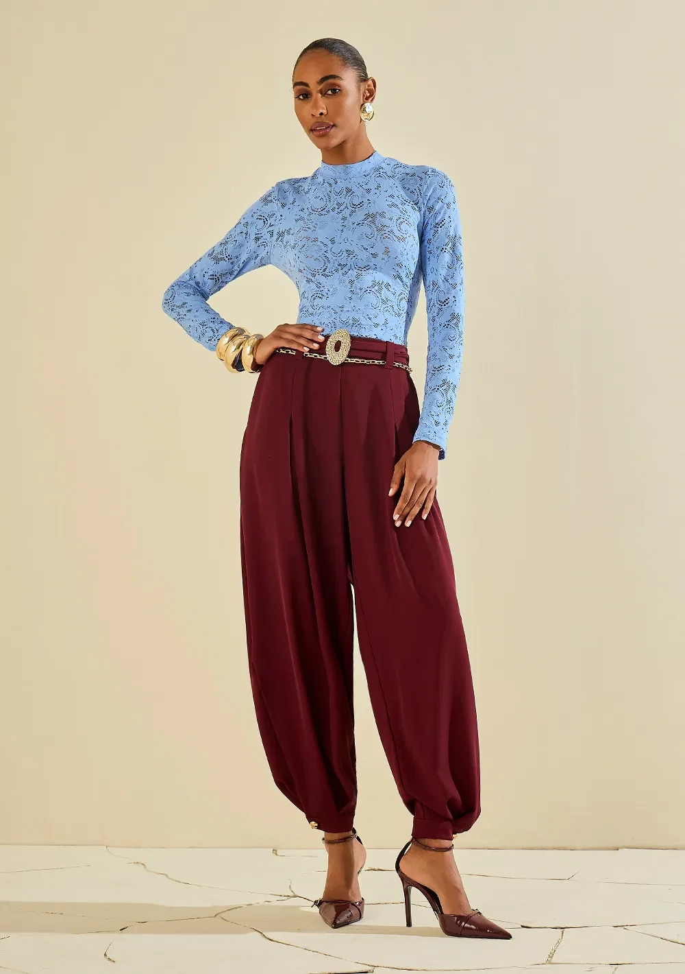 Blusa Morena Rosa Ajustada Gola Alta Manga Longa Padrão Azul — imagem 1