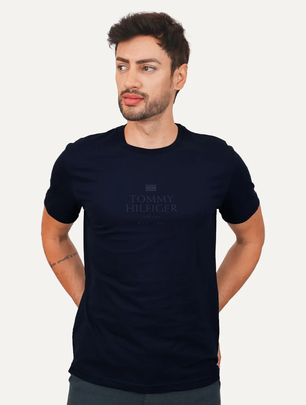 Camiseta Tommy Hilfiger Masculina Mid Embroidered Chest Azul Marinho