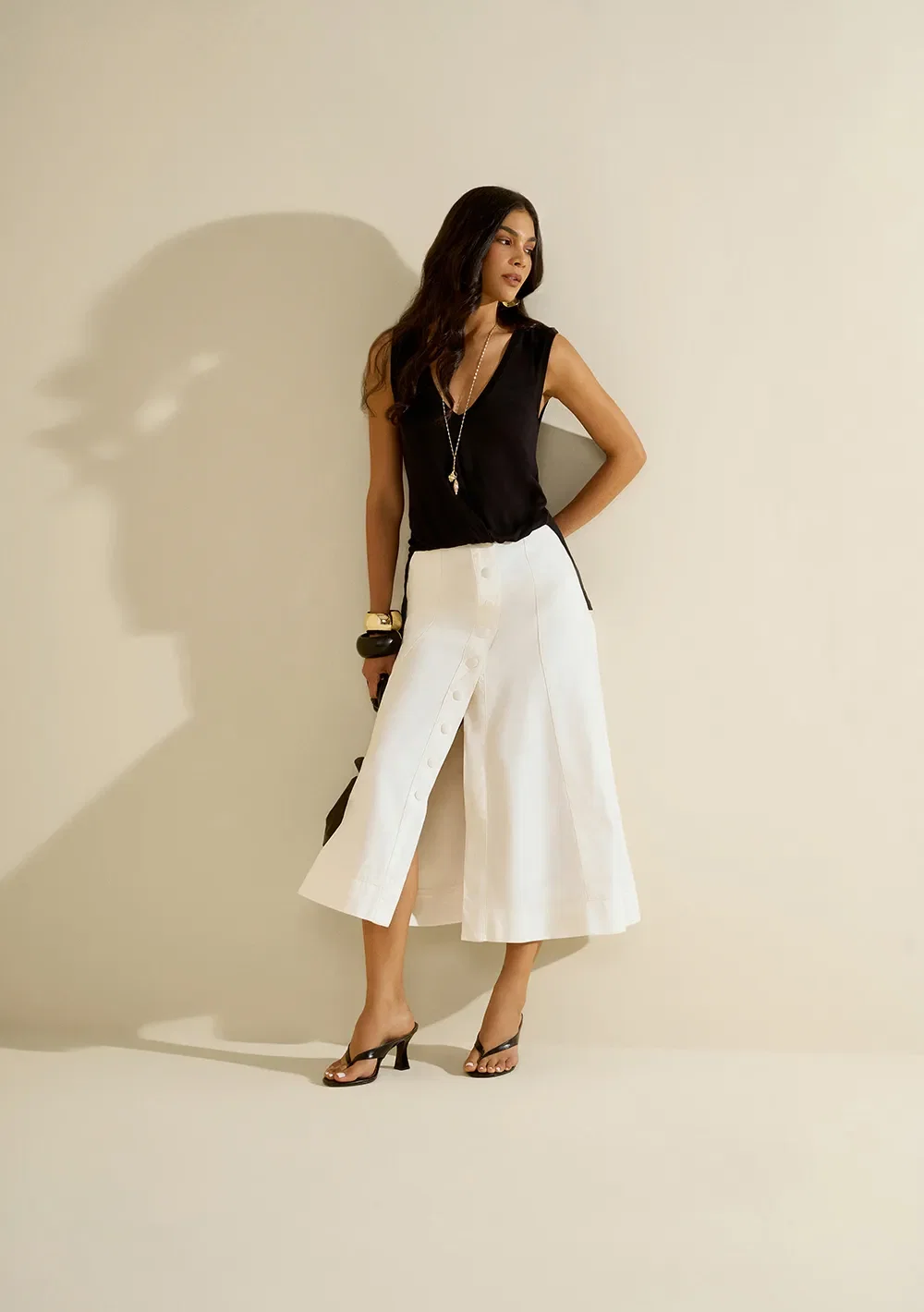 Saia Morena Rosa Evasê Média Midi Off White