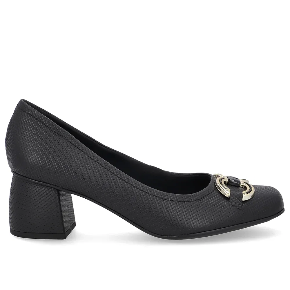 Scarpin Preto Bico Quadrado Couro Enfeite — imagem 1
