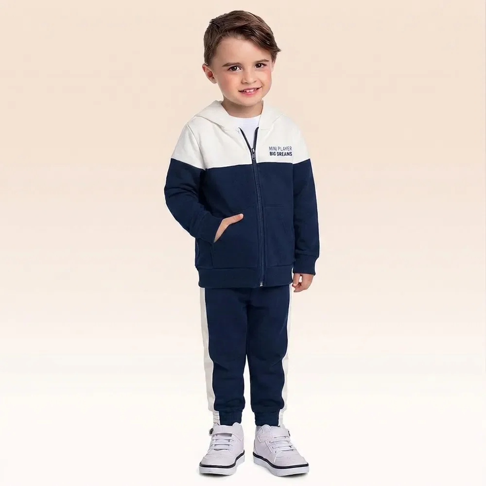 Conjunto jaqueta com capuz e calça