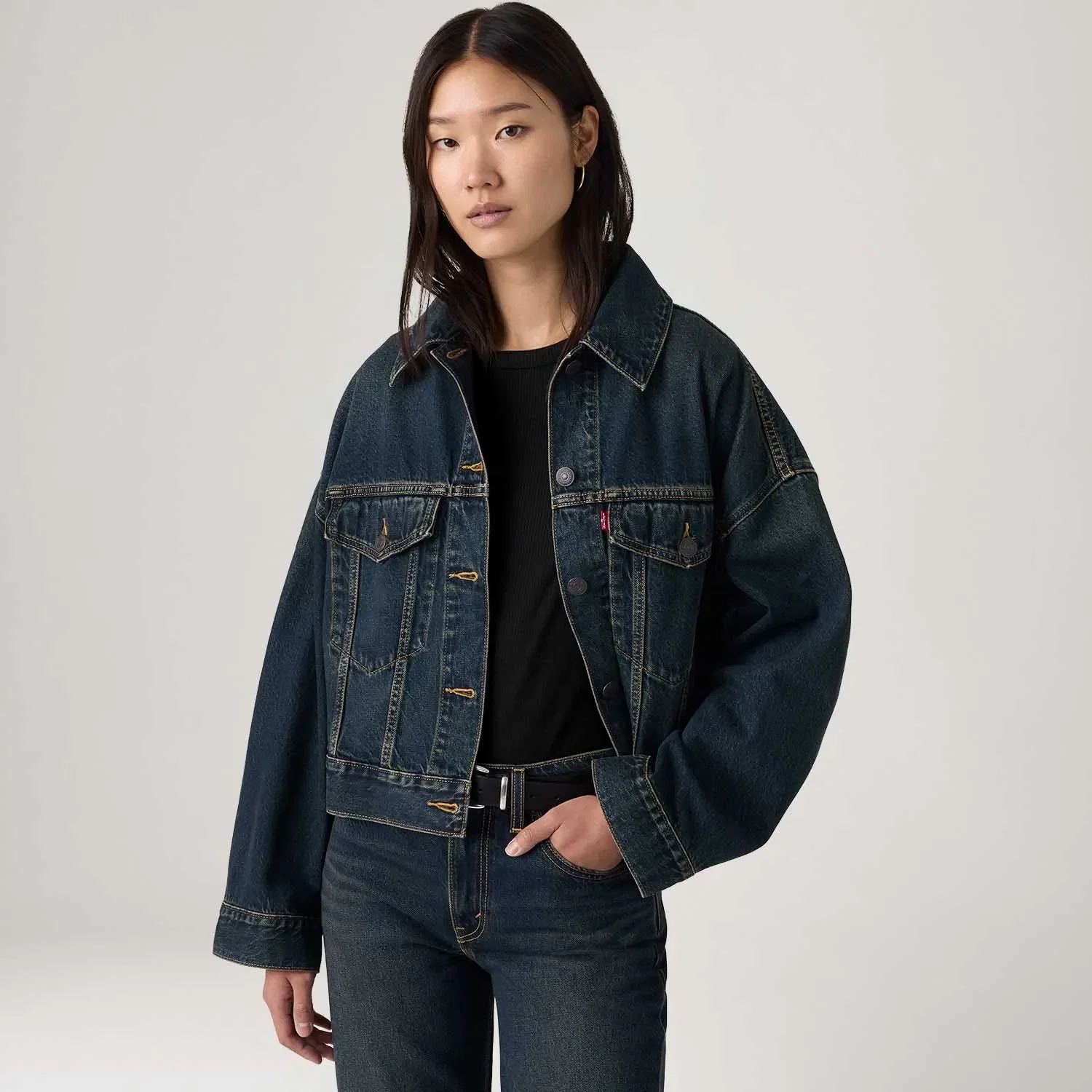 Jaqueta Jeans Levi's® Trucker Loose Crop Lavagem Escura — imagem 1