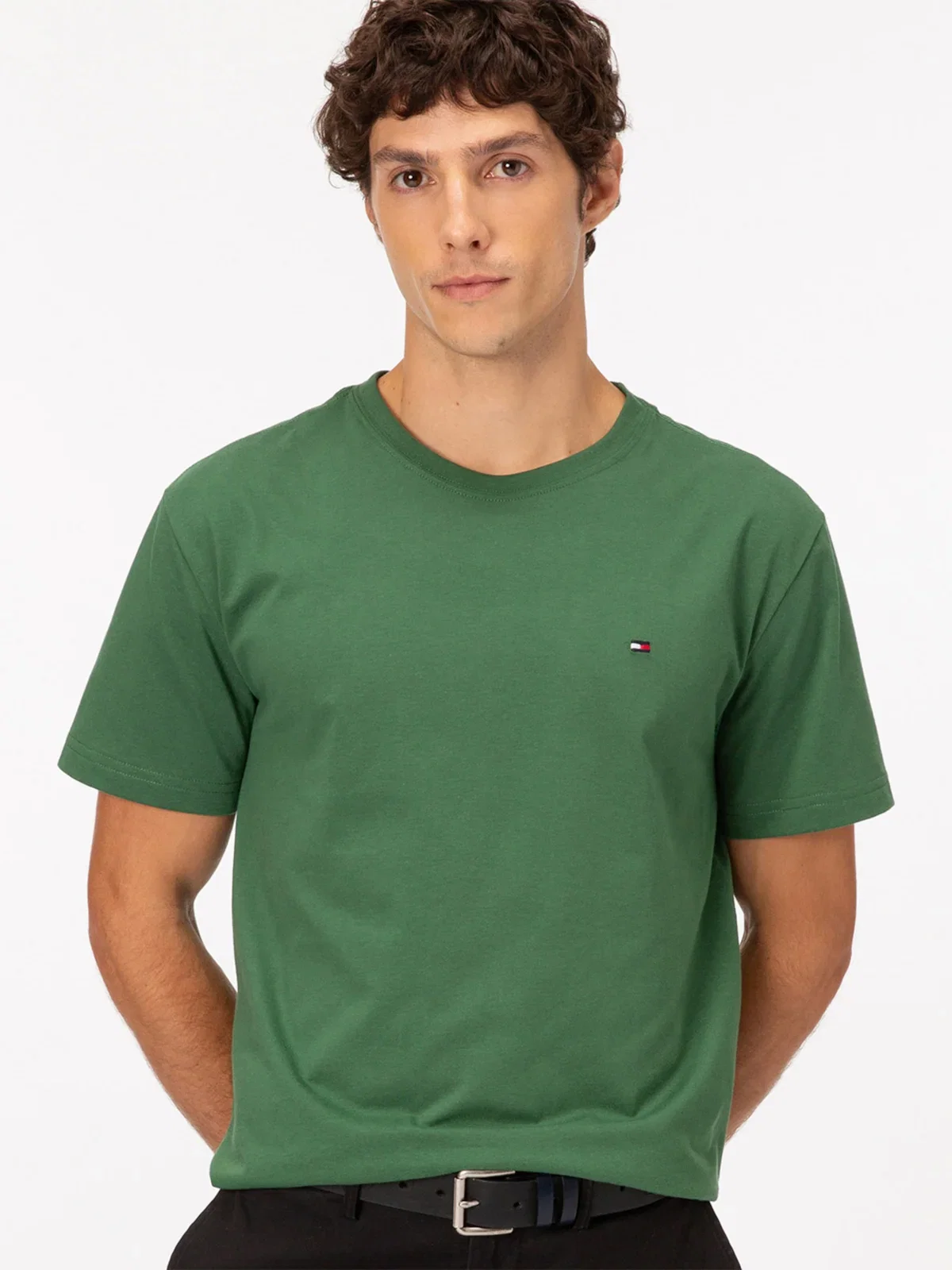 Camiseta de Gola C com Bordado de Bandeira — imagem 1