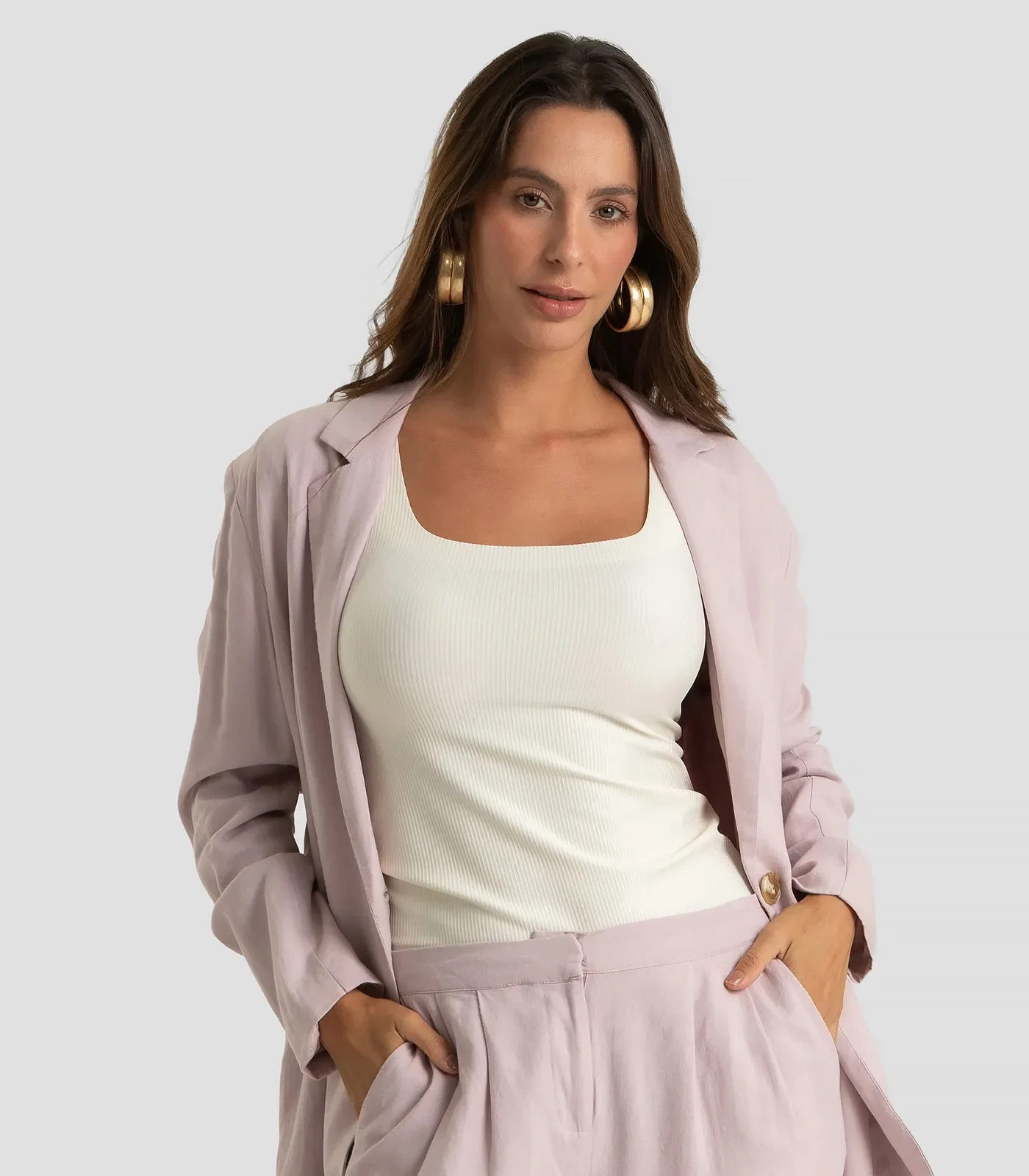 Blazer Feminino Com Ombreira Em Viscolinho Dianna Lilás