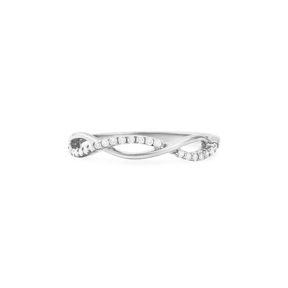Anel Daily em Ouro Branco 18k com Diamantes