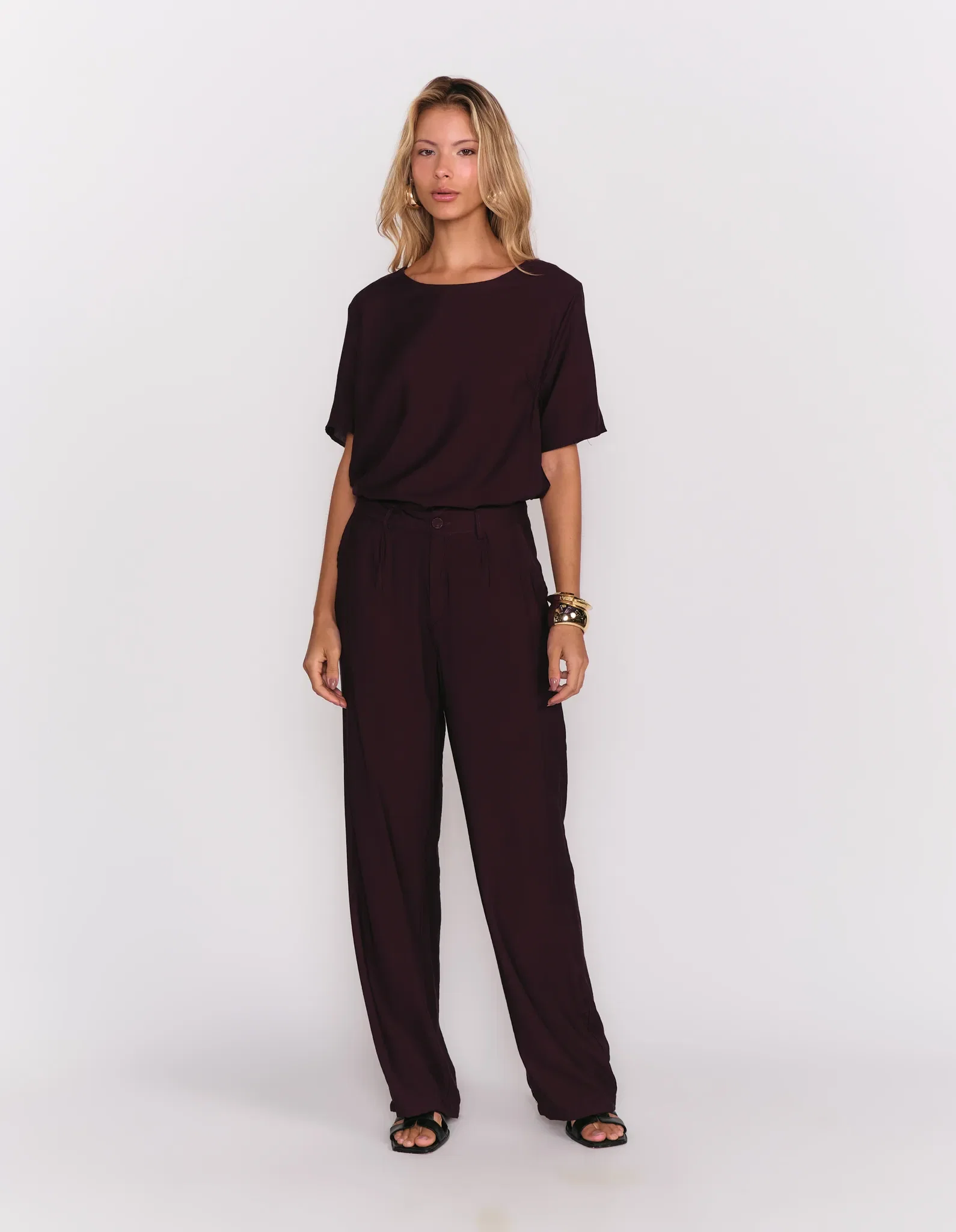 Calça Pantalona Bolsos - Vinho