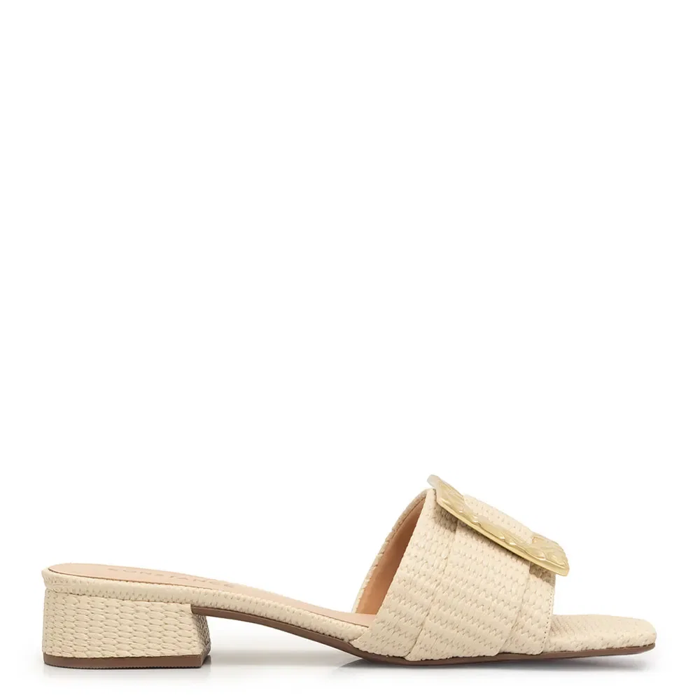 Tamanco Off White Enfeite Quadrado — imagem 1