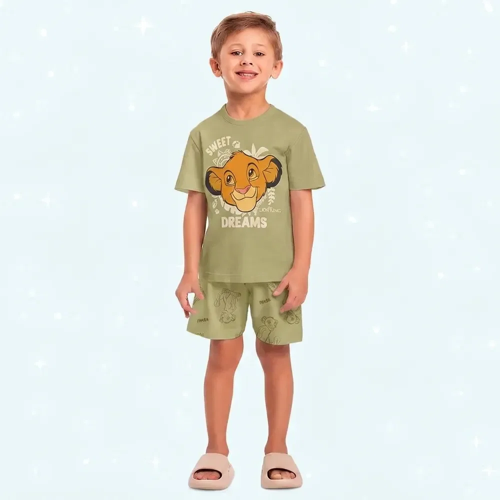 Conjunto pijama camiseta e bermuda Rei Leão