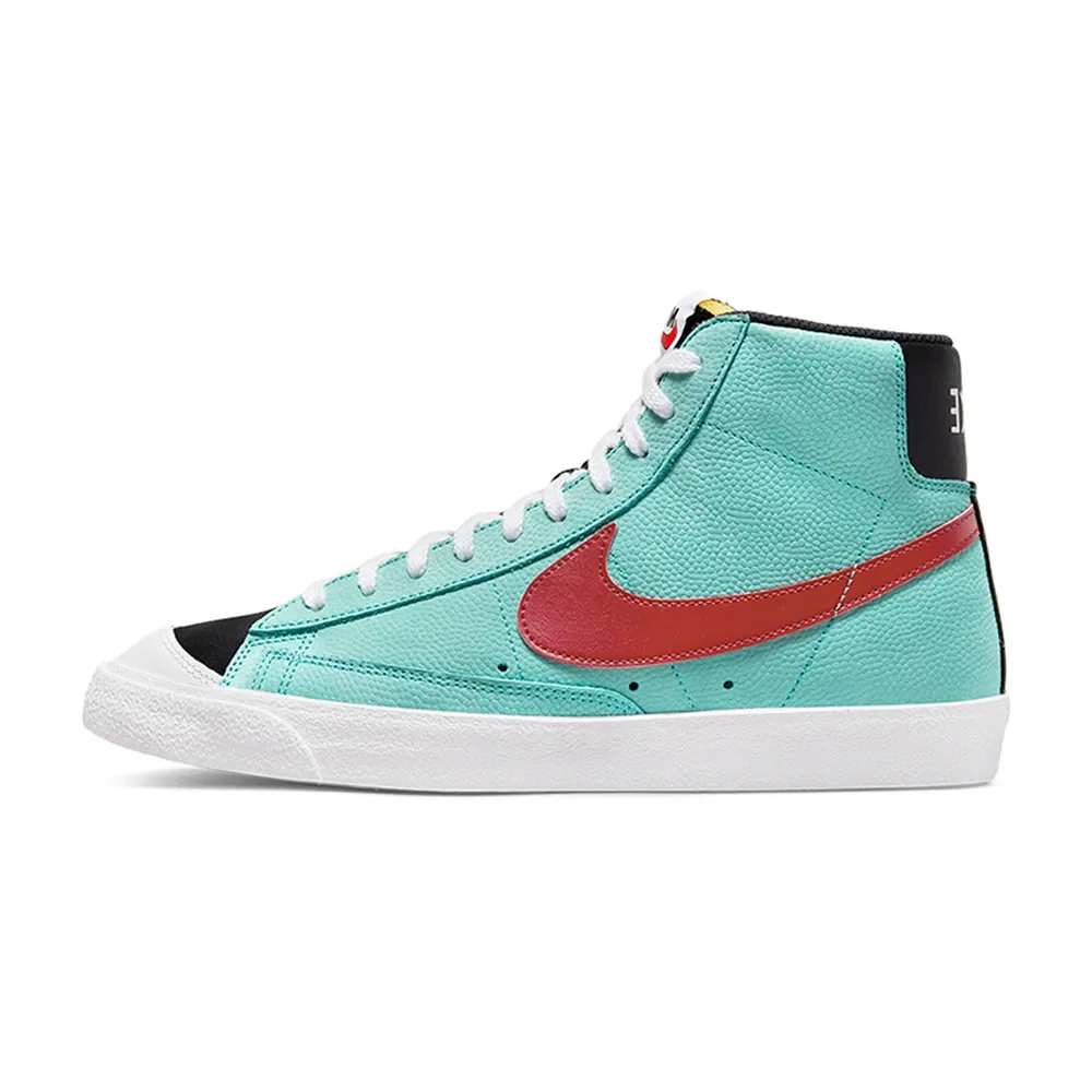 Tênis Nike Blazer Mid 77 EMB Masculino — imagem 1