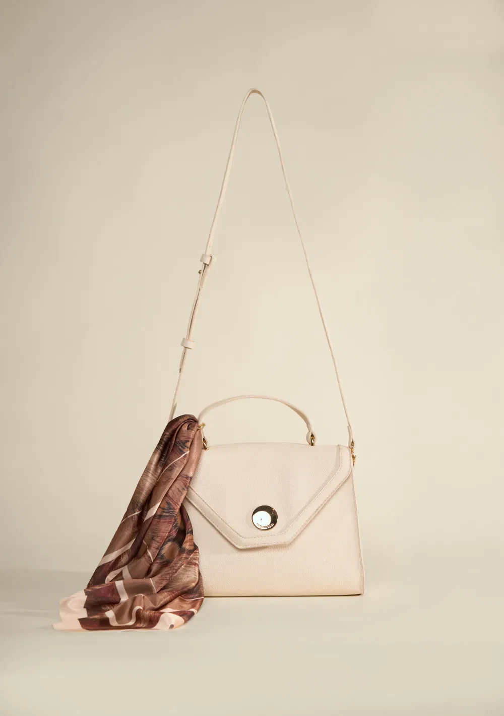 Bolsa Handbag Com Lenço Off White